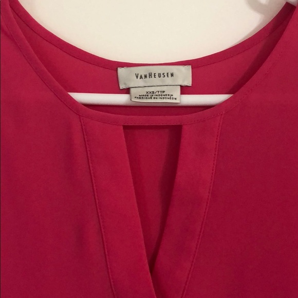 Van Heusen Top - Picture 2 of 3